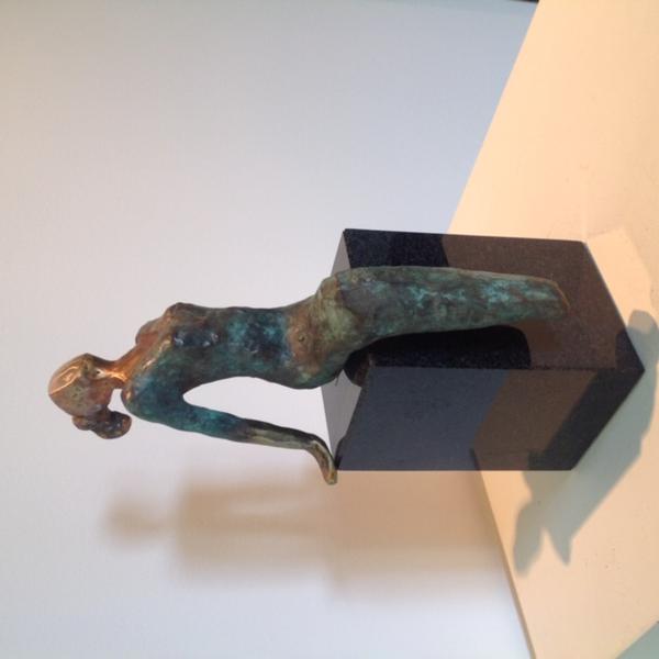 De eerste zonnestralen – Brons massief gegoten De eerste zonnestralen – Brons massief gegoten